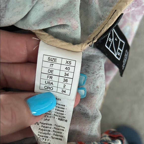 Melissa Blazer by the Italian Fashion Brand SFIZIO - Picture 8 of 9